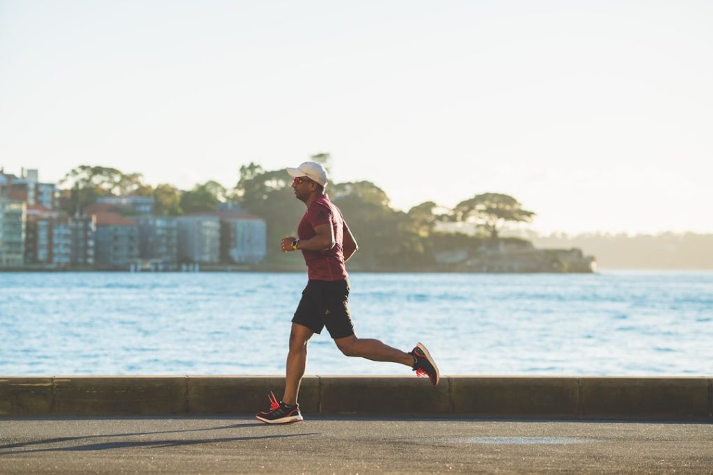 découvrez l'importance du cardio pour votre santé et votre bien-être. explorez des exercices variés, des conseils pour améliorer votre endurance et les bienfaits du cardio sur votre cœur et votre physique. boostez votre activité physique et atteignez vos objectifs de remise en forme !