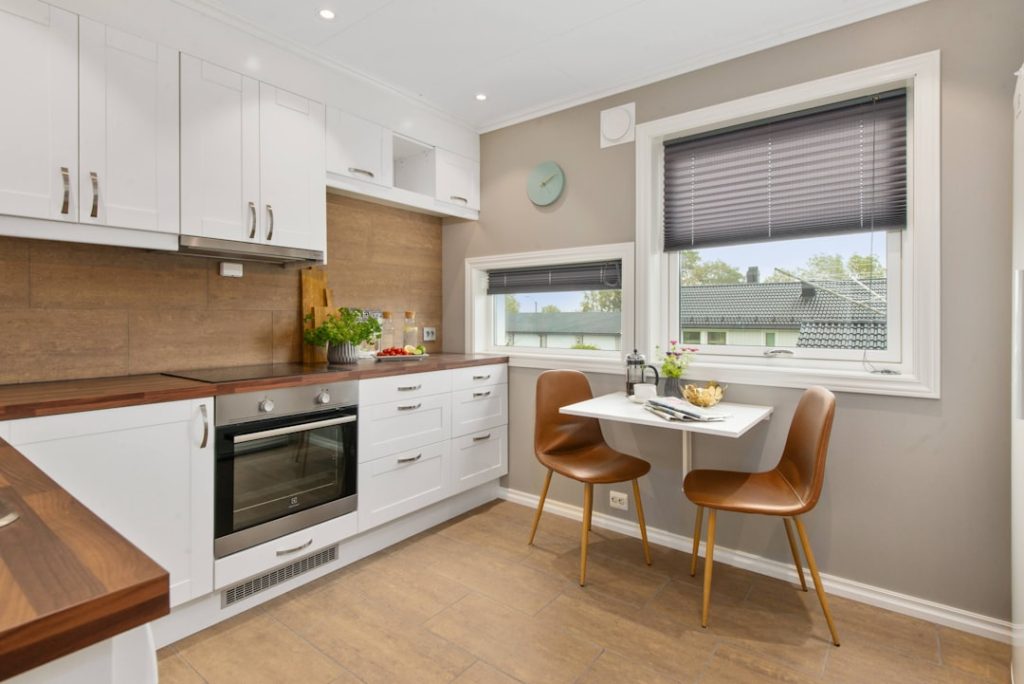 découvrez nos conseils et idées pour réussir la rénovation de votre appartement : optimisation de l’espace, choix des matériaux, astuces déco et budget. transformez votre intérieur facilement !