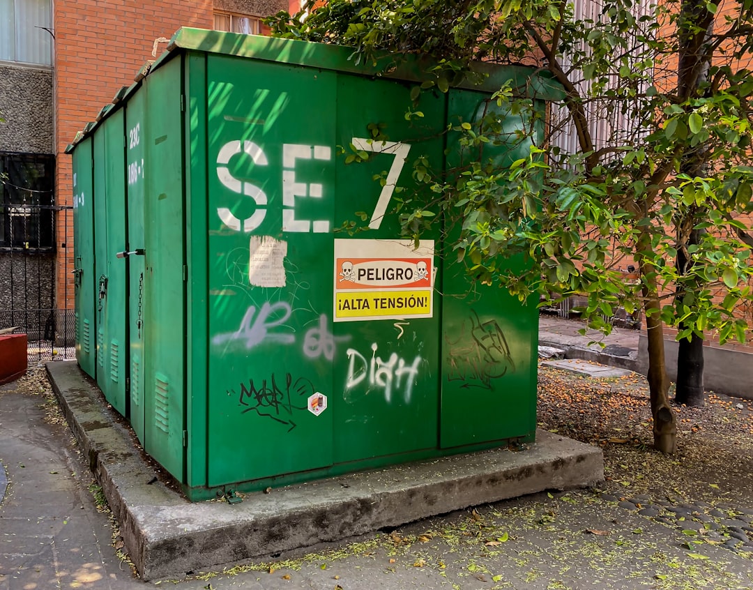 louez facilement une benne à déchets pour tous vos besoins de chantier, rénovation ou nettoyage. choisissez la taille idéale et profitez d’un service rapide, fiable et abordable de location de dumpster.