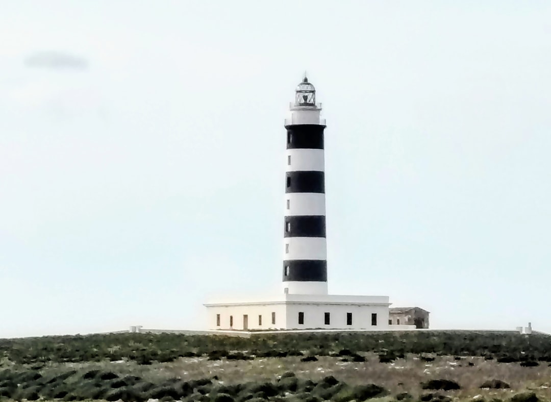 découvrez comment rénover un phare avec style et efficacité. conseils, astuces et inspirations pour transformer votre lighthouse en véritable joyau marin.